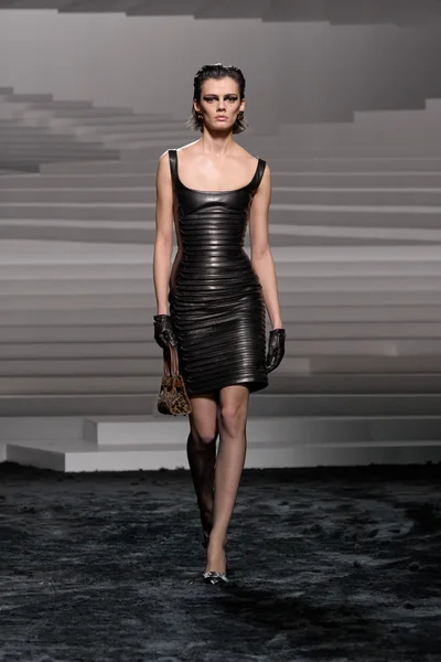 Look 63